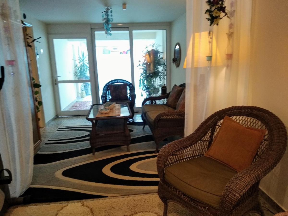 אתונה Wonderful Playroom Apartment מראה חיצוני תמונה