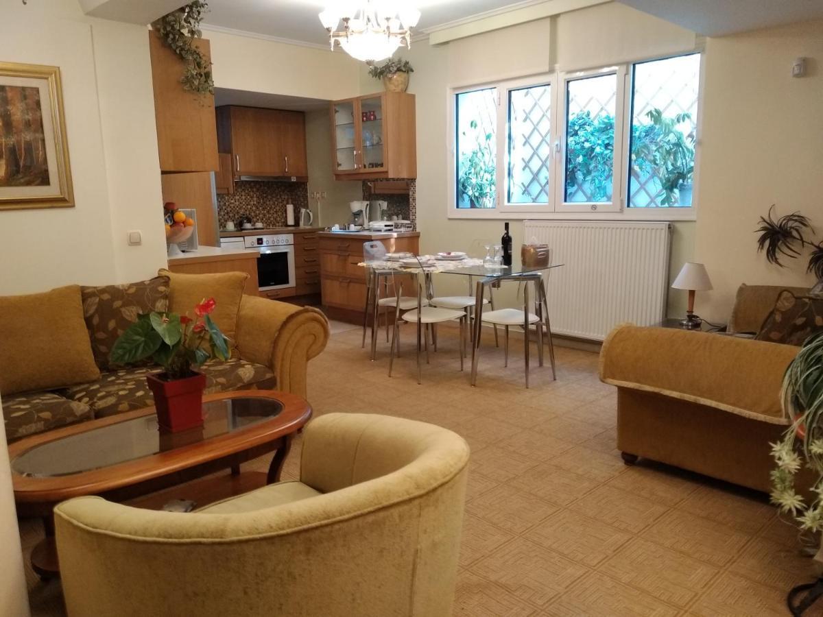 אתונה Wonderful Playroom Apartment מראה חיצוני תמונה